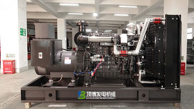 工業4.0下的電力新選擇：頂博智能柴油發電機組，為現代工業注入強勁動力